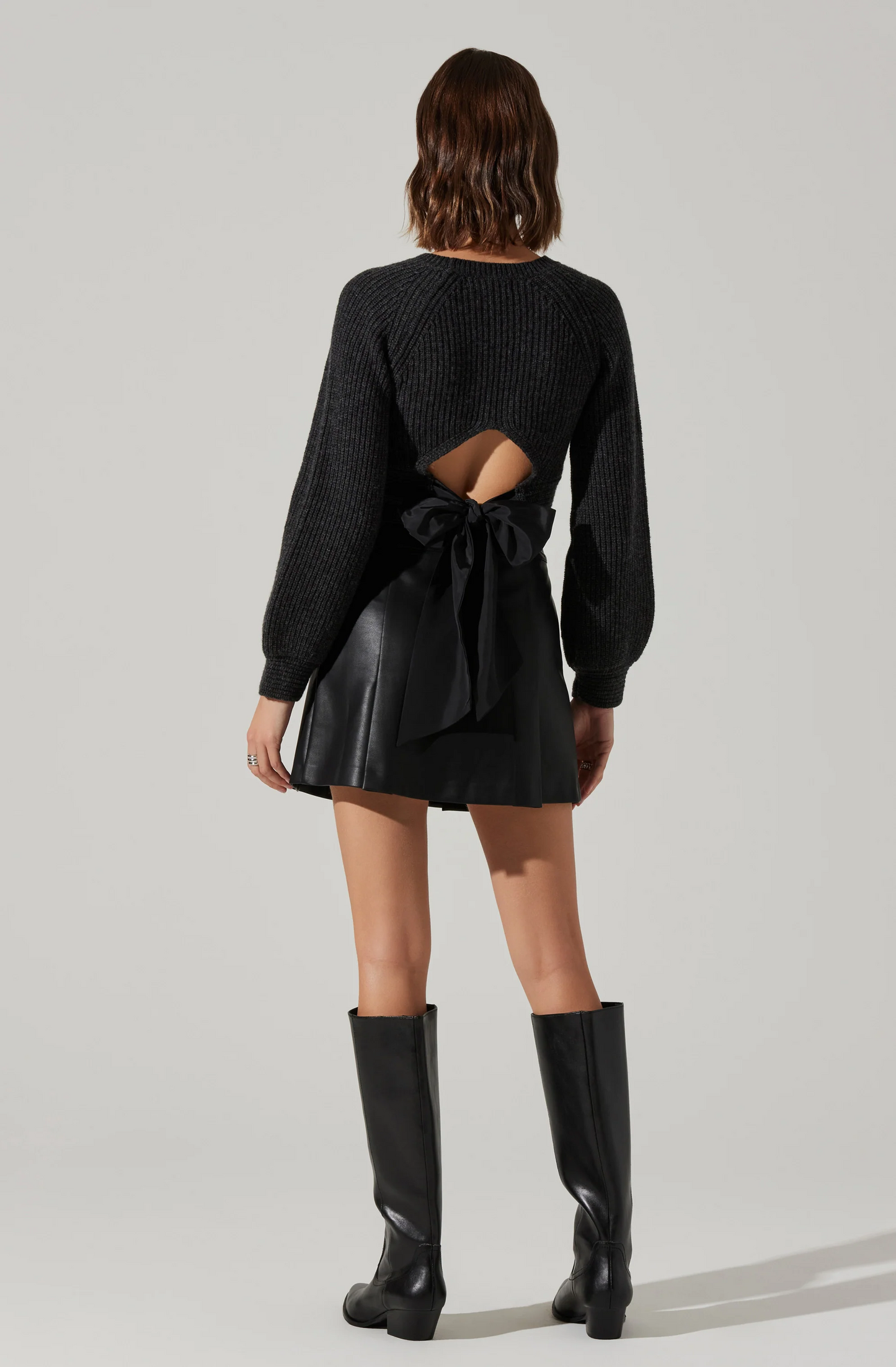 Eila Contrast Bow Back Sweater