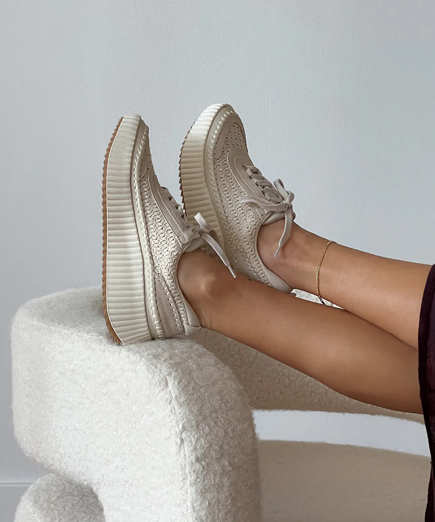 Dolen Sneakers in Sandstone Knit