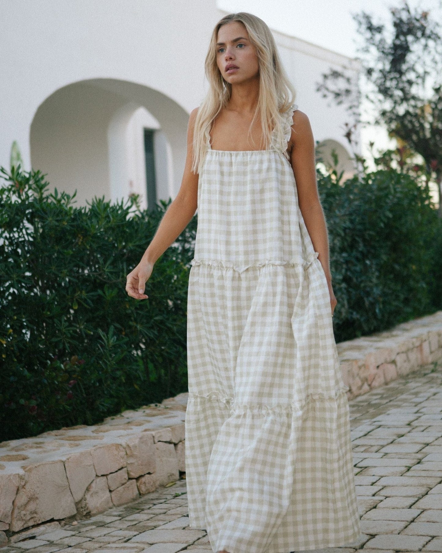 Charlie Holiday Lottie Maxi Dress